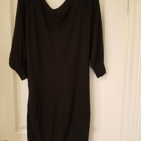 Black Dress - Picture 2 of 4